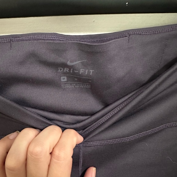 Peloton x Nike Dri-fit Leggings Dark Purple - Size Medium - Picture 3 of 5